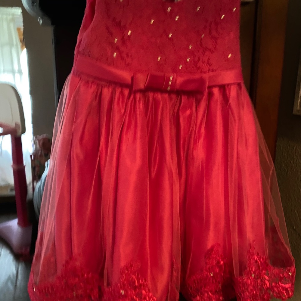 Girls party or pageant dress
